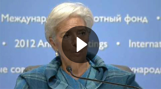 Live simultaneous interpretation by Sinophone's Andrew Dawrant (杜蕴德) of press conference given by Christine Lagarde, Managing Director of the International Monetary Fund (IMF), at the Annual Meetings of the International Monetary Fund (IMF) and the World Bank Group